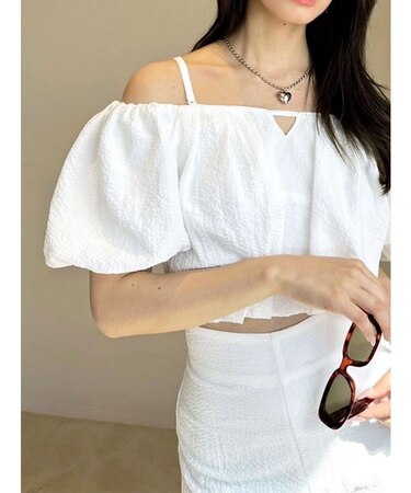 バルーンスリーブオフショルブラウス【セットアップ着用可能】