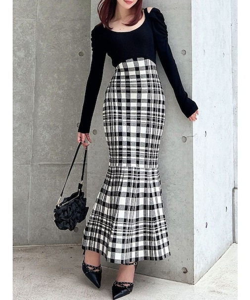 ショルダーオープンマーメイドニットワンピース