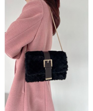 キルティングファーコンパクトバッグ