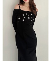 ビジューオフショルワンピース