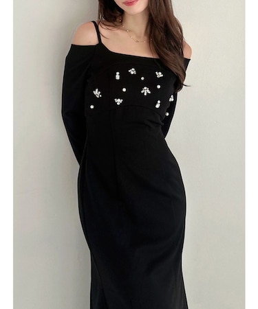 ビジューオフショルワンピース