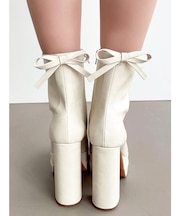 バックリボン厚底ブーツ