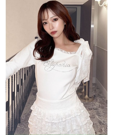 レーストリミングトップス