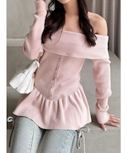 オフショルペプラムニットトップス【セットアップ着用可能】