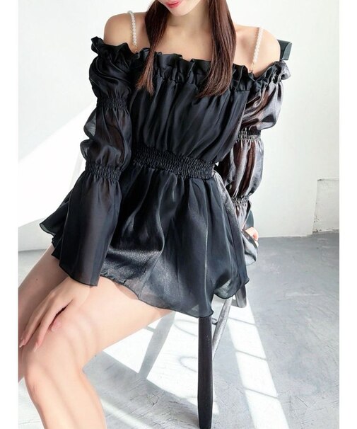 ボリュームギャザーオフショルブラウス