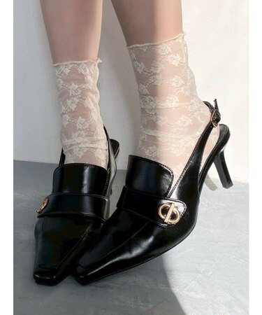 ポインテッドトゥローファーミュール