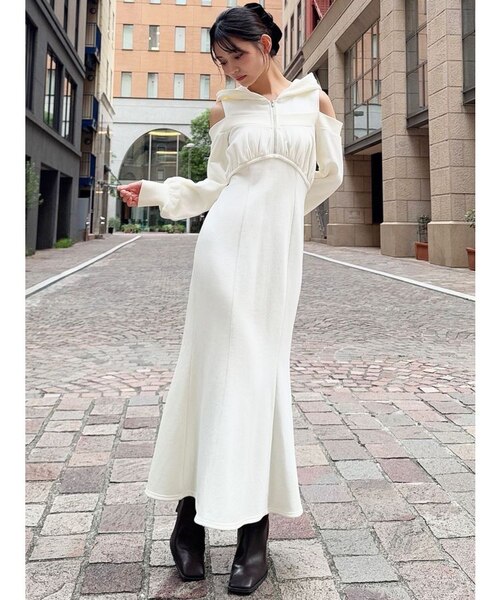 追加生産分】レイヤードフーディワンピース｜リゼクシーの通販｜&mall