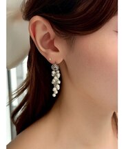 ボリュームパールチェーンピアス