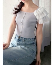 ショルダーフリルニットトップス