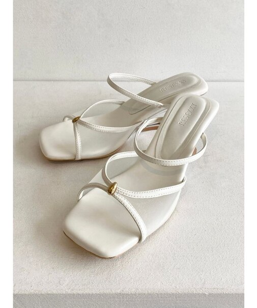 ゴールドポイントメッシュサンダル