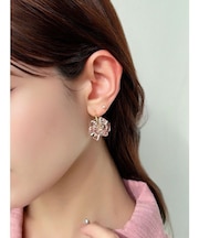 クリアフラワーピアス
