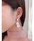 シェルフラワーメタルピアス