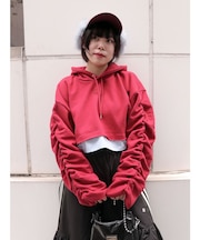 レイヤードショートフーディ