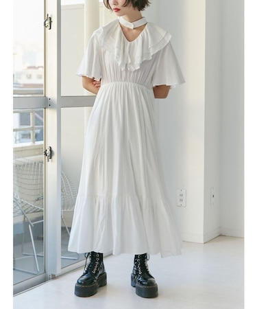 Vネックフリルワンピース