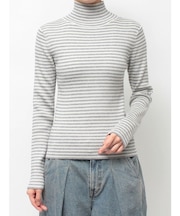 ベーシックカラーハイネックニット