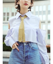 オープンショルダータイシャツ