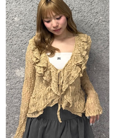 ラッフルフリルレースブラウス