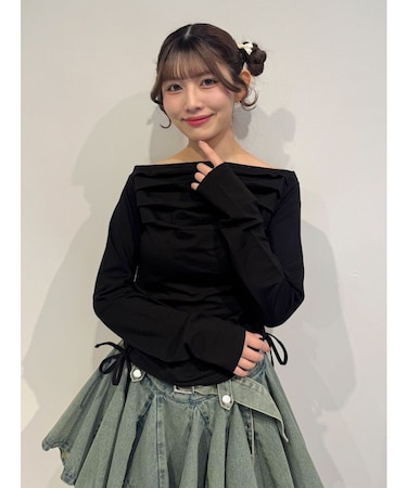 オフショルギャザーカットソー