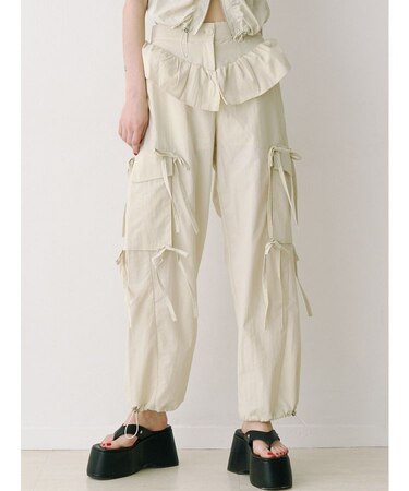 ペプラムナイロンルーズパンツ