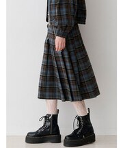 サイドラインプリーツロングスカート