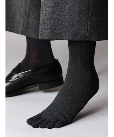 【Tabio MEN】デオセル/ゆったり五本指クルー丈ソックス