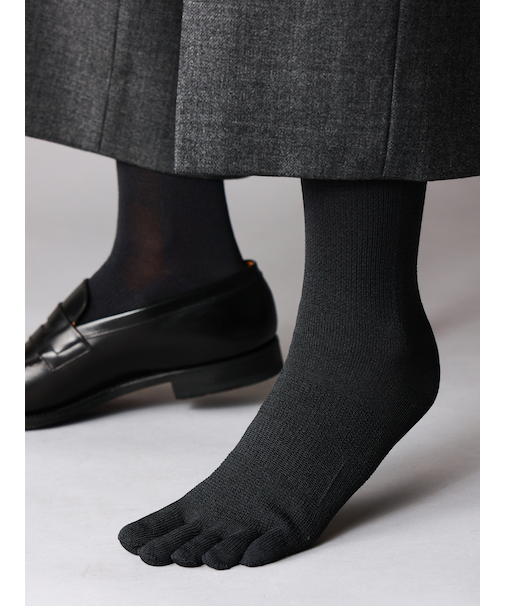 【Tabio MEN】デオセル/ゆったり五本指クルー丈ソックス