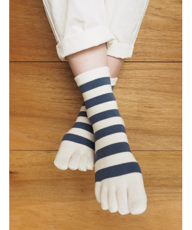 五本指ボーダーソックス