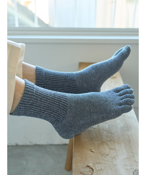 窪塚洋介さん着用商品【Tabio MEN】【定番】綿履き口ゆったり五本指ソックス
