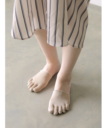 【絹肌Labo】絹紡糸つま先五本指ソックス(24.0～26.0cm)