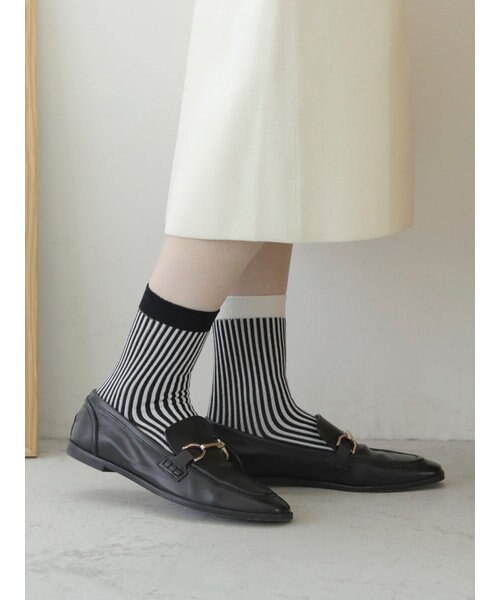 アシンメトリーストライプソックス｜タビオの通販｜&mall（アンド