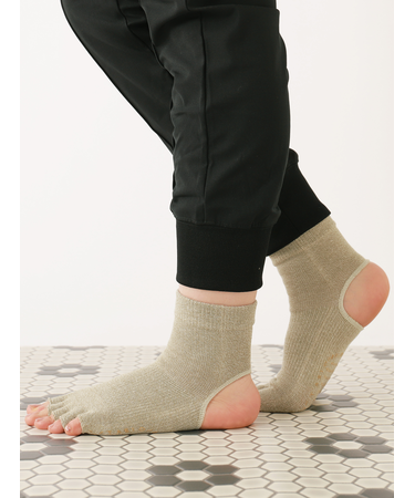 【快脚Labo】綿混指切りかかとオープンショートソックス