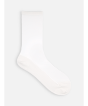 素足風に履けて脱げない靴下