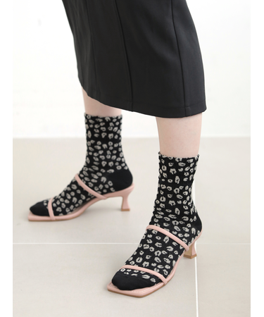 シャーリング風ヒョウ柄ショートソックス