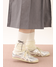 オフホワイト