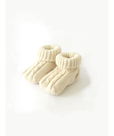 ベビー 無縫製手編み風ケーブル二重編みソックス 7～9cm