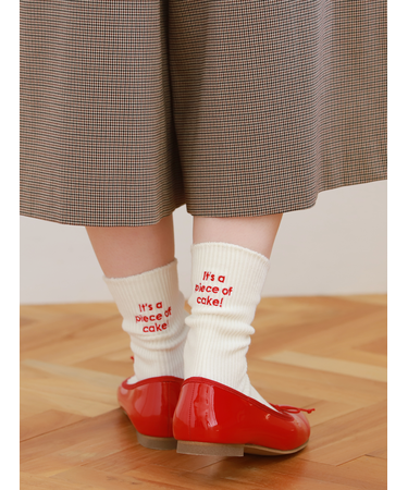 メッセージ刺繍ソックス