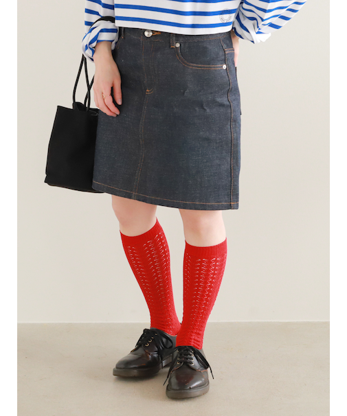 透かし編みレースハイソックス