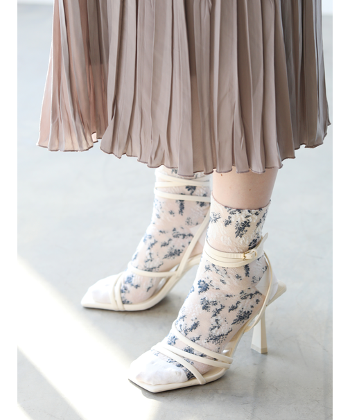 綿麻クレープにじみフラワーフロートショートソックス