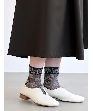チュール牡丹柄ショートソックス