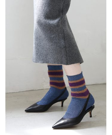 ラメリブモールボーダーショートソックス