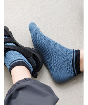 【Tabio MEN】DRYニット風ラインスニーカー丈ソックス