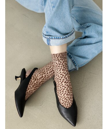 シアーヒョウ柄ソックス