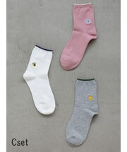 【おおきめサイズ】WEB限定 トップ切替刺繍ソックス 3足セット ／ 24.5-26.5cm