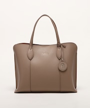 VITTORIA M TOTE