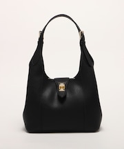 GISELLE M HOBO