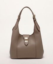 GISELLE M HOBO