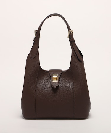 GISELLE M HOBO