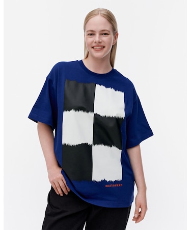 Nopeus Ostjakki Placement Tシャツ