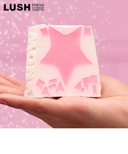 LUSH スノーフェアリー ソープ クリスマス 限定 2025 ローズ アロエベラ 固形石鹸 人気 かわいい ヴィーガン コスメ ラッシュ 公式