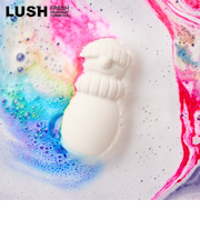LUSH スノーマン ドリーミング バスボム クリスマス 限定 2025 入浴剤 プチギフト プレゼント 人気 かわいい ヴィーガン コスメ ラッシュ 公式